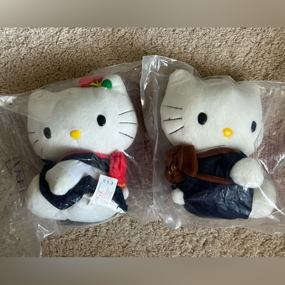 Rare McDonald's Hello Kitty & Dear Daniel Couple School Uniform Plush Set 📚